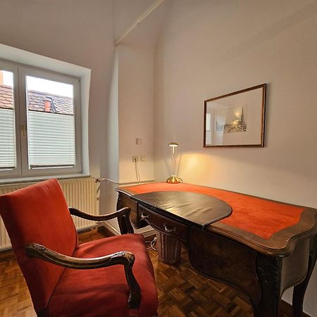 Charming Apartment Laura Tour As Ljubljana By Town Hall Eksteriør bilde